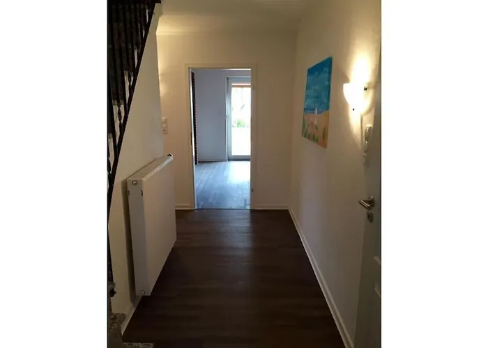 With 4 Bedrooms Kellenhusen