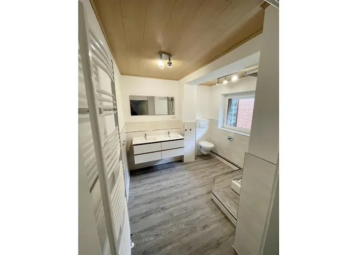 With 4 Bedrooms Kellenhusen